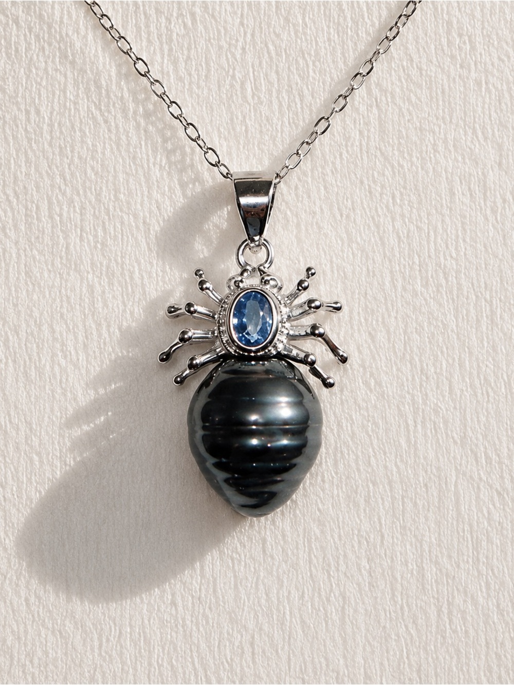 Spider Black Tahitian Pendant Necklace with Blue Accent Stone | Saltwater Pearl